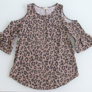 Sweet Lovely Women's Cold Shoulder Knit Top Size Medium
